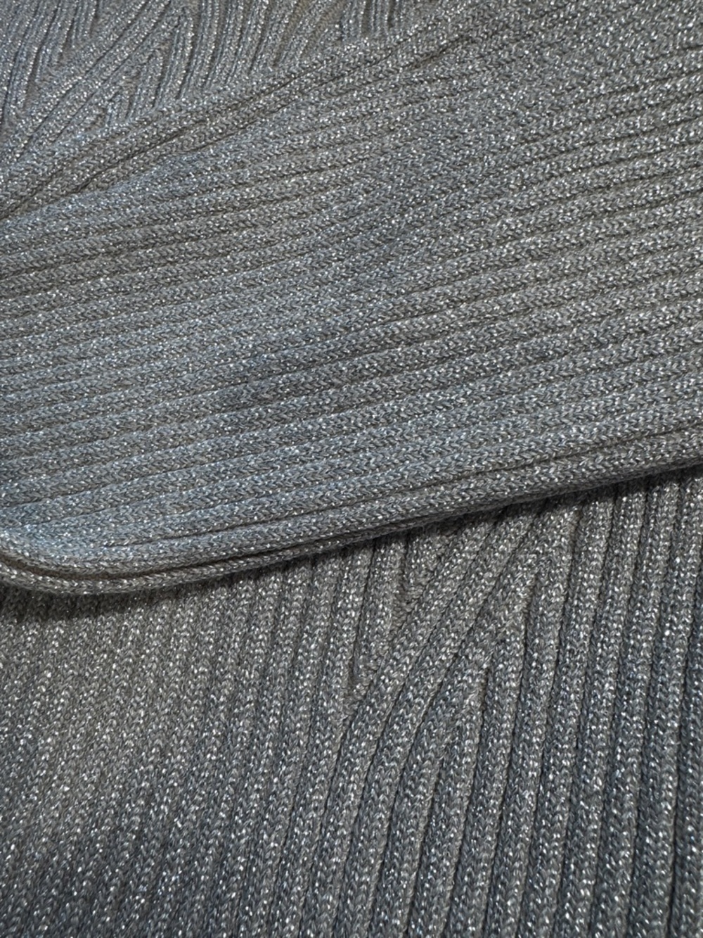 H&M Silver Ribbed Metallic Knit Top - Picture 8 of 8